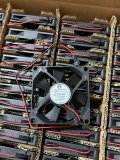 Whole Sale: 80mm C8015X24BPCP1w-7 DC24V 8cm 0.16A 2Wire Inverter Fan