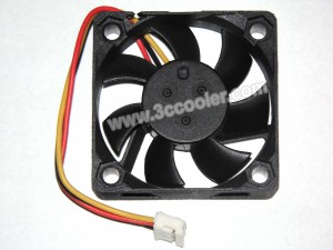 AVC 4010 4CM DA04010B05L -006 5V 0.14A 3 Wires Cooler Fan