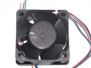 AVC 40*20mm DS04020B12S 12V 0.4A 3 Wires 4cm case fan server cpu cooler