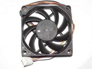 AVC 7015 7CM DE07015B12L 12V 0.3A 4 Wires Cooler Fan