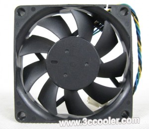 AVC 7015 7CM DS07015T12U P004 12V 0.7A 4 Wires Cooler Fan