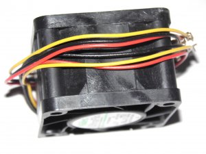 Nidec 40*28mm W40S12BUA5-52 12V 0.55A 3 wires 3 pins case fan