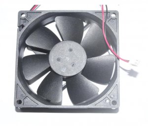 Zyvpee 90MM D90BH-12 12V 0.2A 2.4W 2600RPM 48CFM 30dBA 2 Wires Silent Cooling Fan