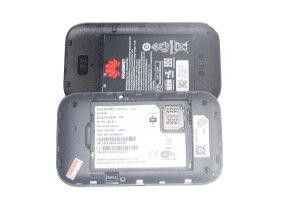 Huawei E5783B-230 4G LTE Mobile WiFi Broadband Dongle Unlocked