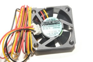 30MM Nidec DF310RI05S1C-02 5V 0.1A 3 Wires 3CM Cooling Fan 30x10MM