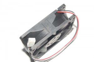 NMB 8025 8CM 3110RL-04W-B79 12V 0.44A 3 Wires 3 Pins Case Fan