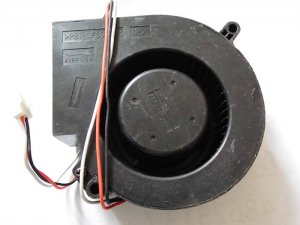 NMB 9733 97mm BG0903-B043-00S TD 12V 0.84A 3 Wires 3 Pins Blower Case Fan