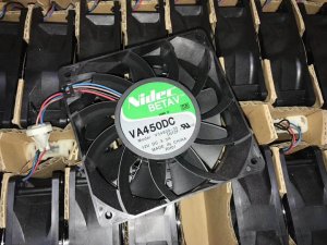 Nidec 80*25MM V34809-35 INT2F 12V 3.3A 4 Wires 8CM case fan Server Fan