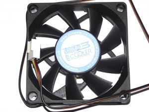 PC Cooler 7015 F72 12V 0.26A 2500RPM 24dBA 22CFM 3 Wire 3 Pins Case Fan 7cm cpu fan