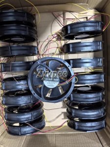 136RF 9RF1324P3H001 24V 0.09A 3Wire Cooling Fan