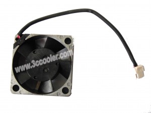 Toshiba 3010 3CM UDQFHBB04F 5V 0.1A 3 Wires Cooling fan