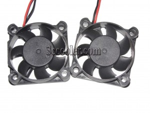 Xfan 40*10mm 4CM 2 pcs/group RDM4010B 12V 0.07A 2 wires 2 D-Pins case fan for power