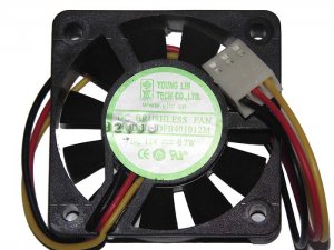 Zyvpee 40*10mm DFB401012M 12V 0.7W 3 wires 3 pins 4cm case cooling fan